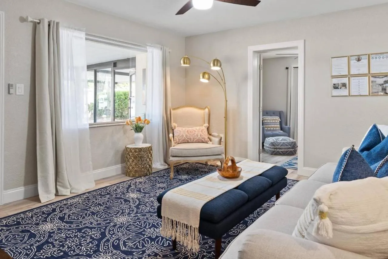 Ferienhaus Tranquil Times A Serene 3Br Close To Rj Stadium With Screened Heated Pool, Outdoor Kitchen And Yard Chess Tampa